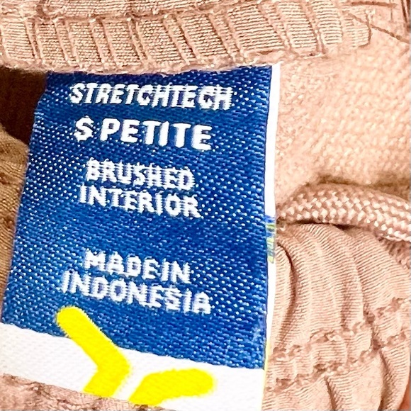 NEW Old Navy High-Waisted Water-Repellent Jogger Pants Light Brown  Small-Petite - Picture 5 of 7